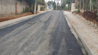 Prefeitura de Taubaté conclui pavimentação de rua na região do Barreiro