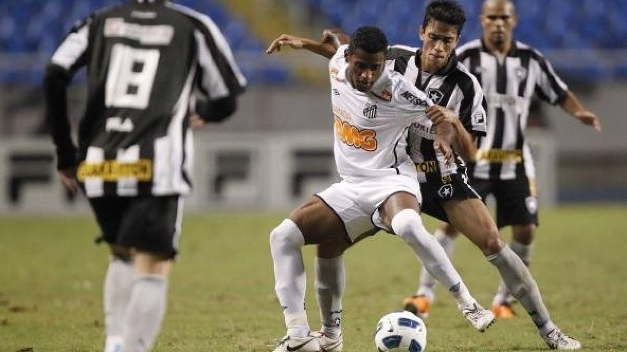 Atacante com passagem pelo Santos é anunciado no EC Taubaté
