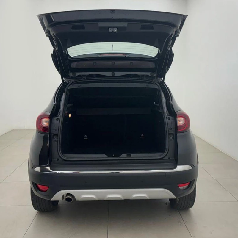 Foto 21: RENAULT CAPTUR 16 BOSE 2021