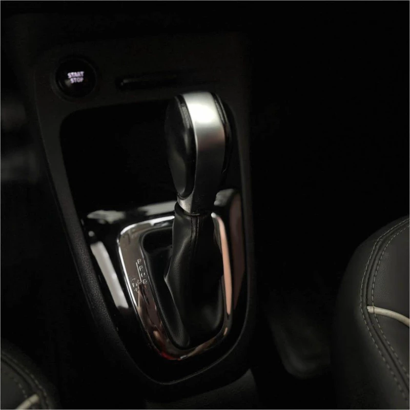 Foto 10: RENAULT CAPTUR INTEN 16A 2018