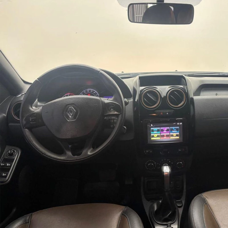 Foto 11: RENAULT DUSTER 20 D 4X2 2017