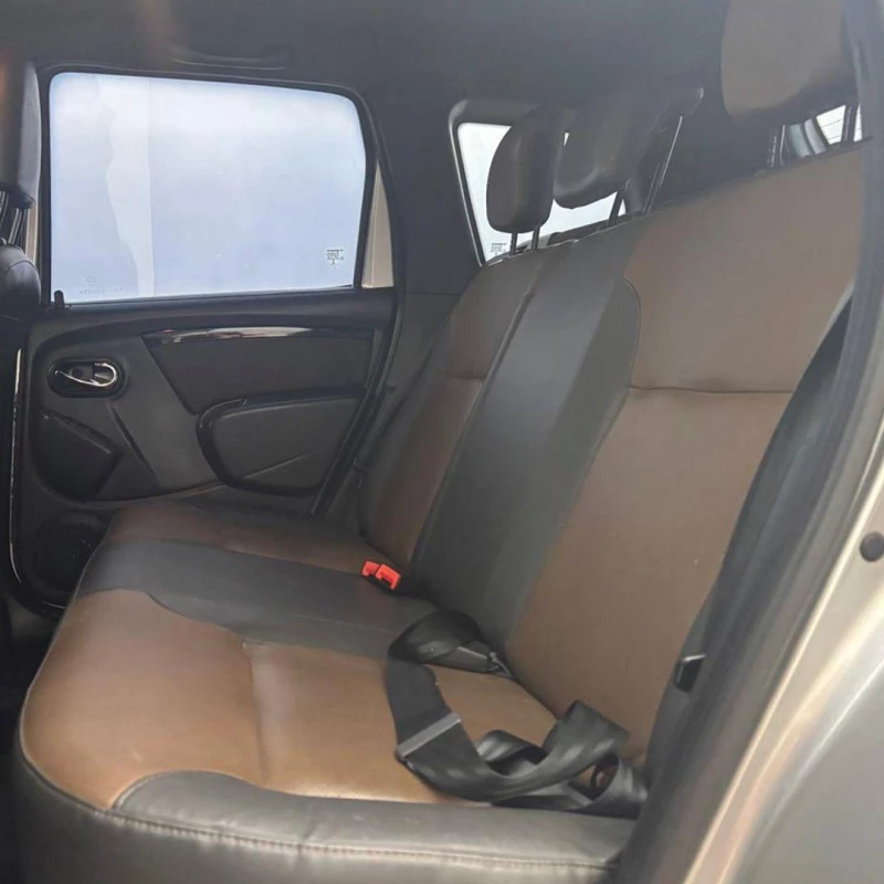 Foto 15: RENAULT DUSTER 20 D 4X2 2017