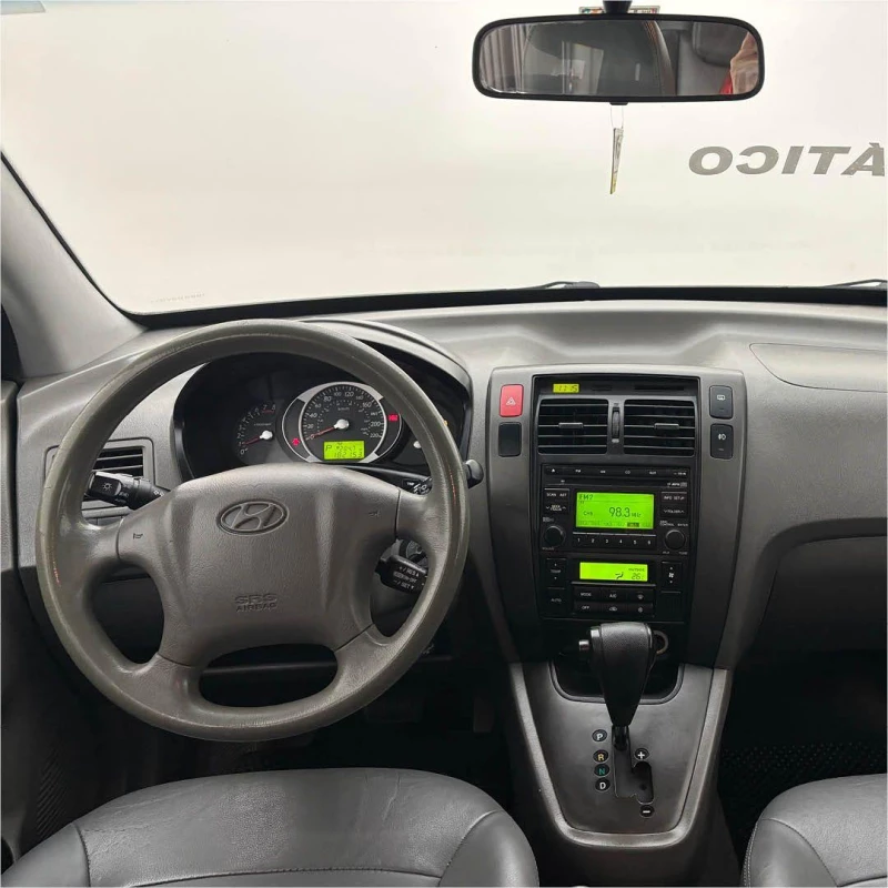 Foto 12: HYUNDAI TUCSON GLSB 2011
