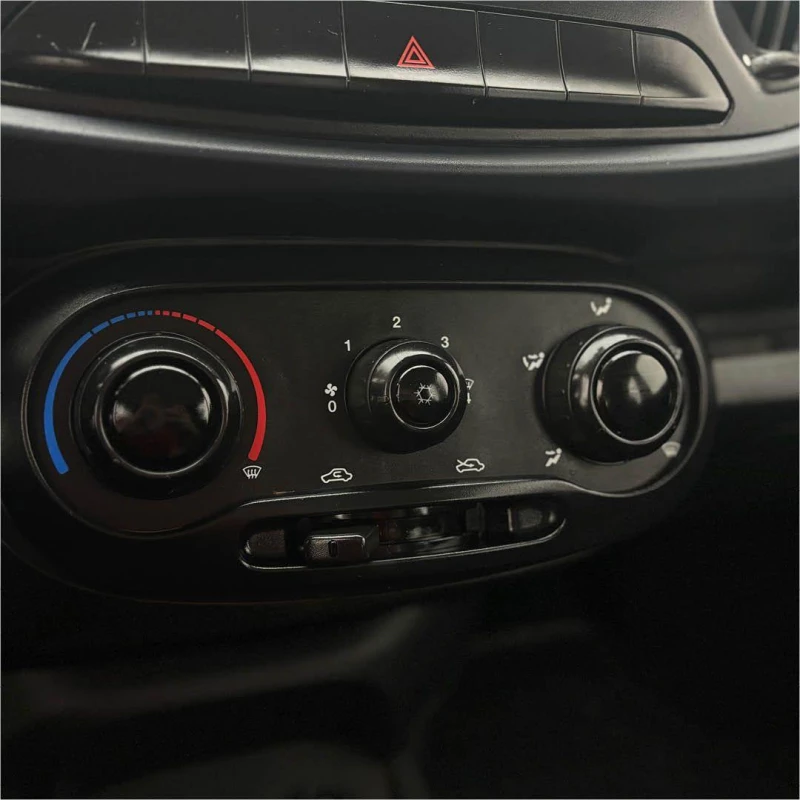 Foto 14: FIAT UNO ATTRACTIVE 1.0 2021
