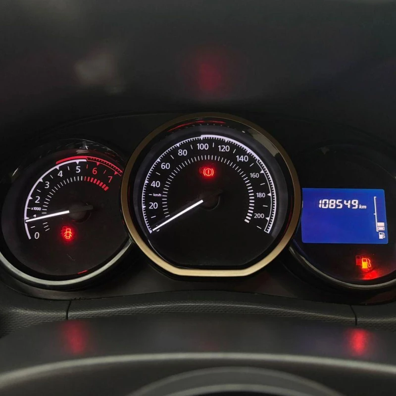 Foto 10: RENAULT DUSTER 16 D 4X2 2017