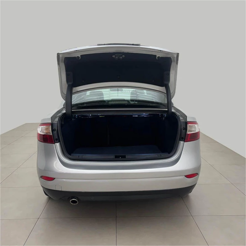 Foto 9: RENAULT FLUENCE PRI20A 2012