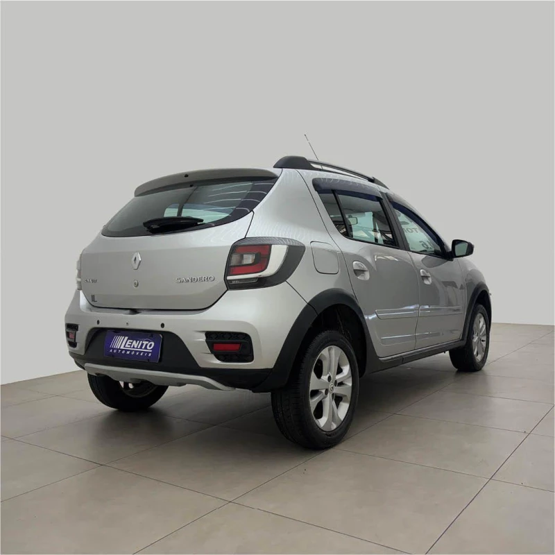Foto 7: RENAULT SANDERO STEP 16R 2015