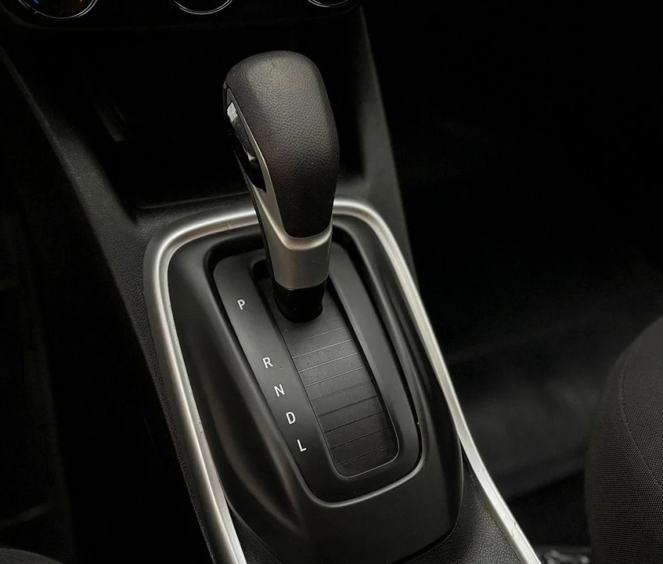 Foto 10: CHEVROLET TRACKER T A 2021