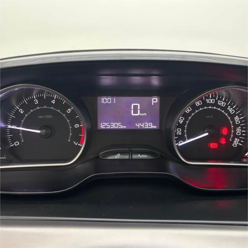 Foto 9: PEUGEOT 208 1.6 GRIFFE 16V FLEX 4P AUTOMATICO 2017