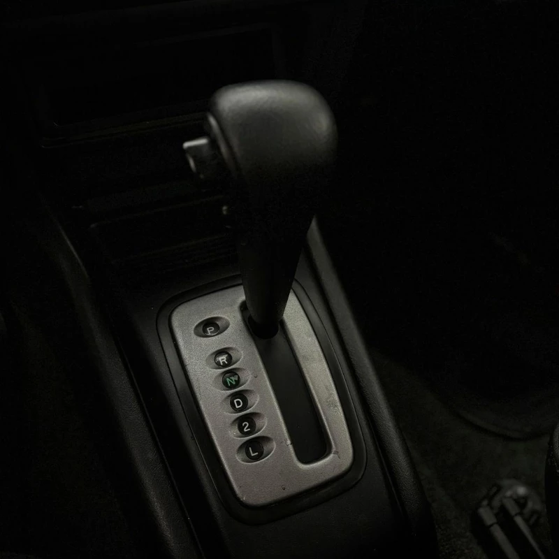 Foto 13: MITSUBISHI PAJERO IO 2001