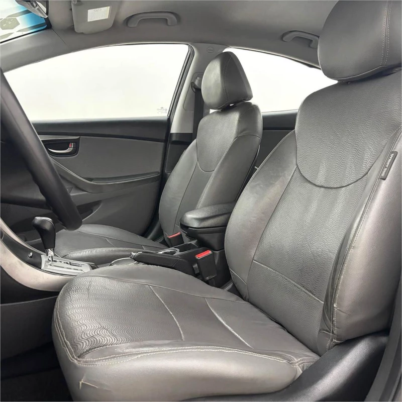 Foto 16: HYUNDAI ELANTRA GLS 2013