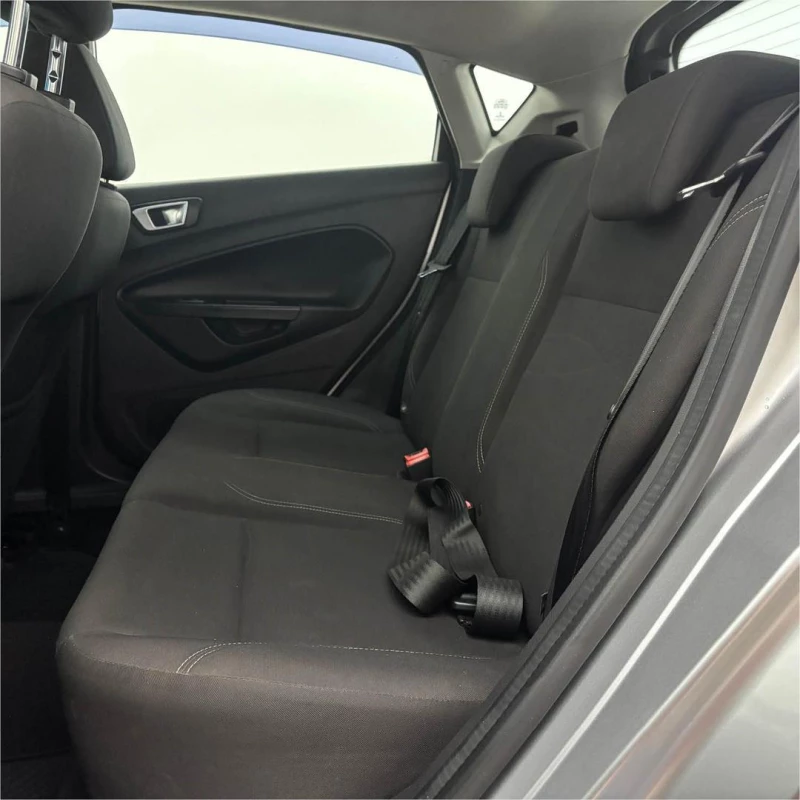 Foto 16: FORD FIESTA HA 1.6L SE 2015