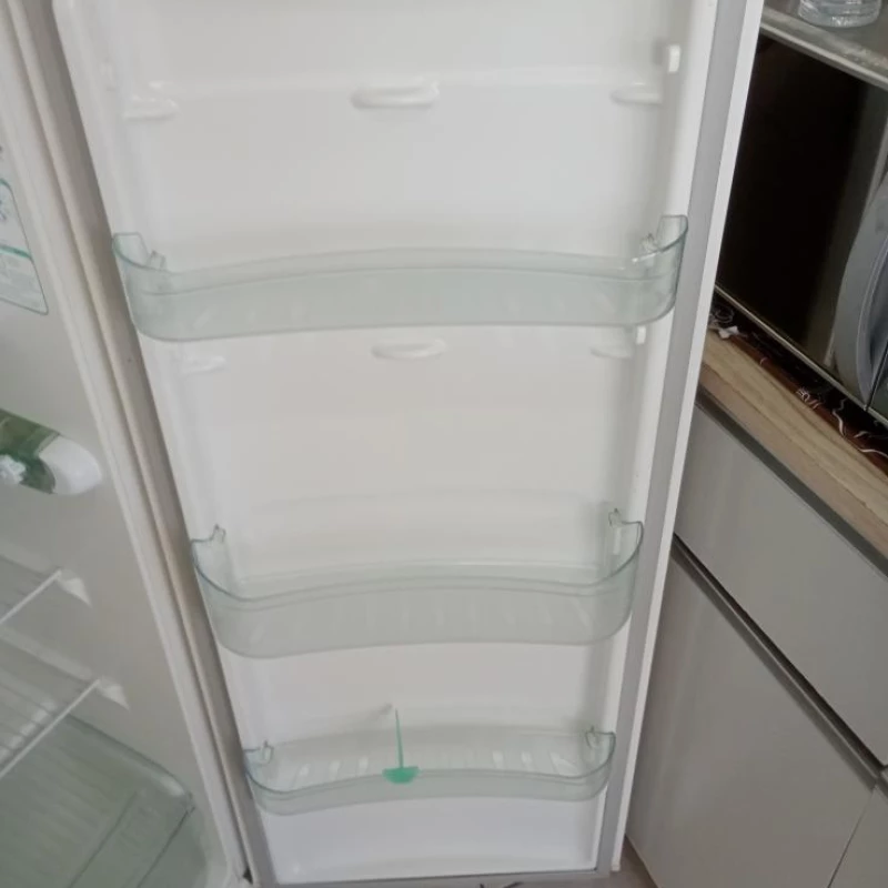 Geladeira consul 260 litros tudo ok!