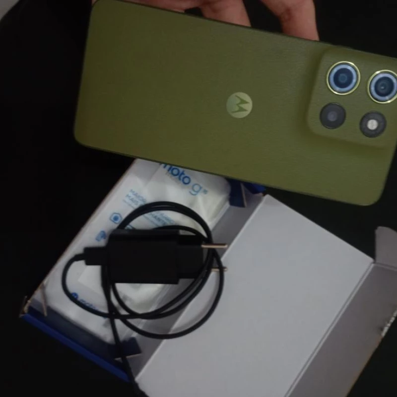Celular moto G 15 com muita memória 256 gigas