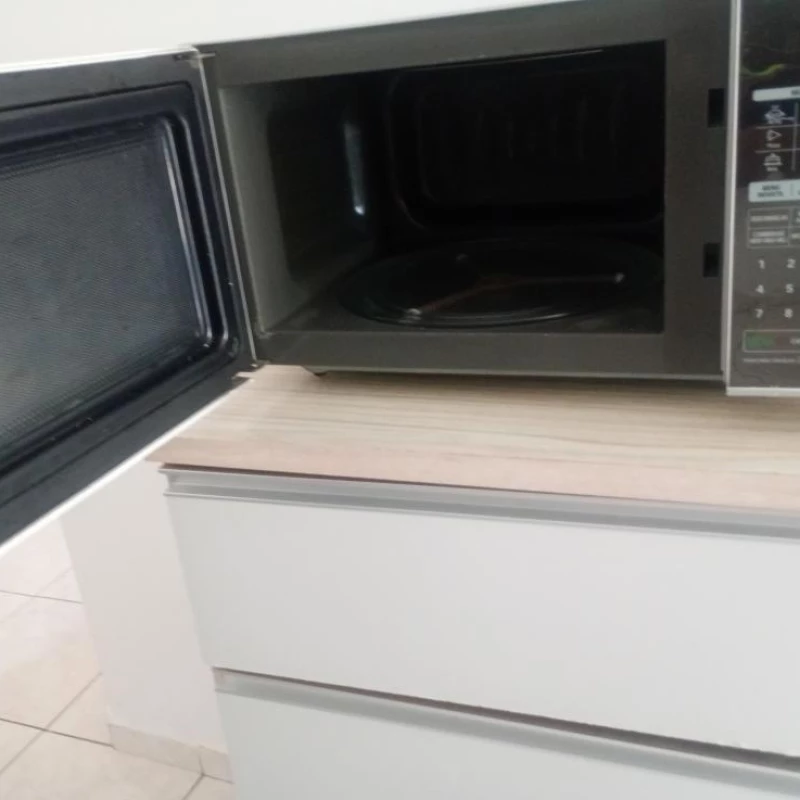 Microondas 33 litros Luxo GRILL LG