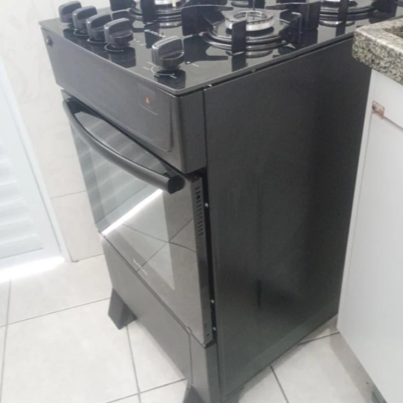 Fogão excelente automático completo semi-novo