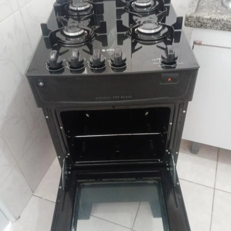 Fogão excelente automático completo semi-novo