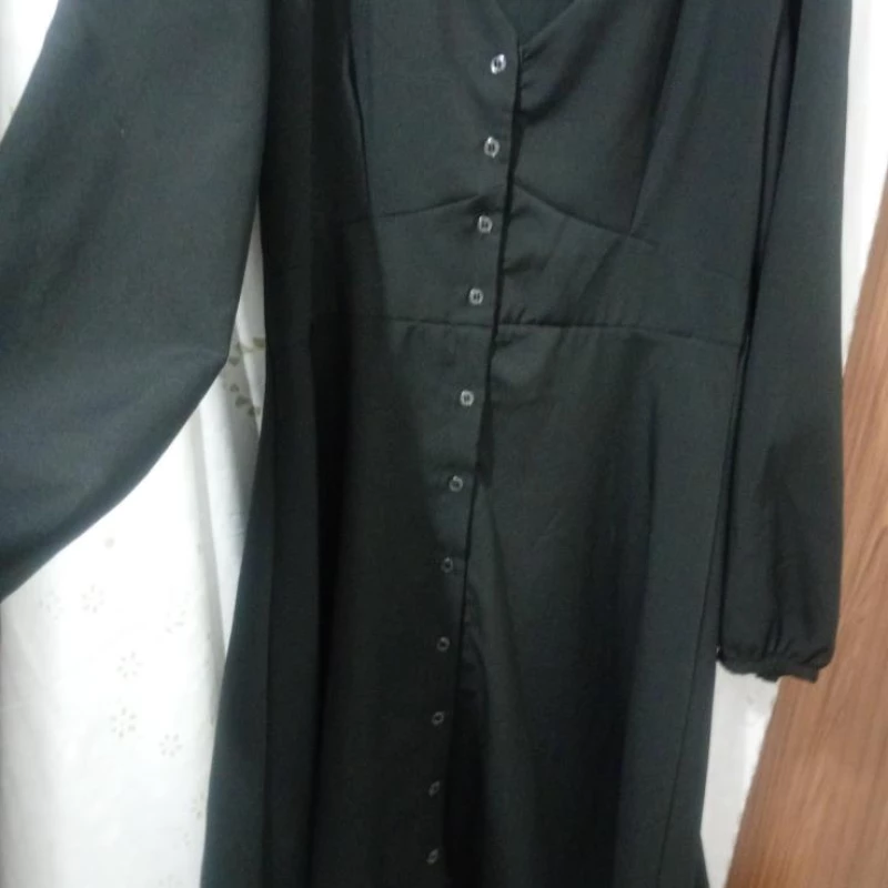 Lindo vestido EG com mangas bufante/princesa
