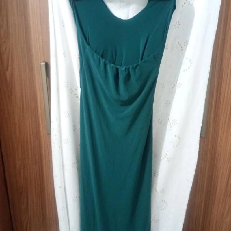 Lindíssimo vestido de festa veste muito bem