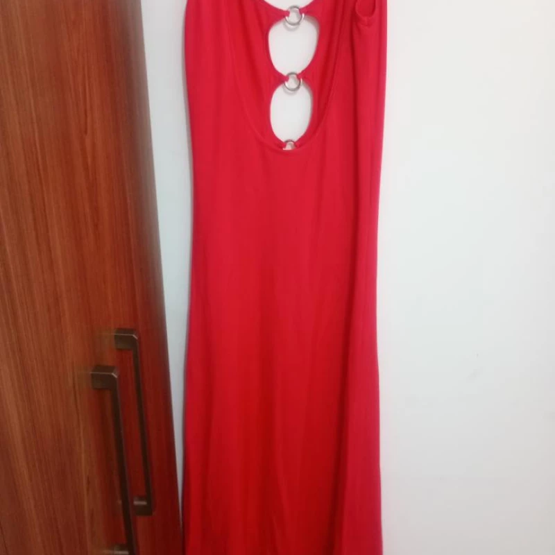 Lindíssimo vestido vermelho dama da noite!