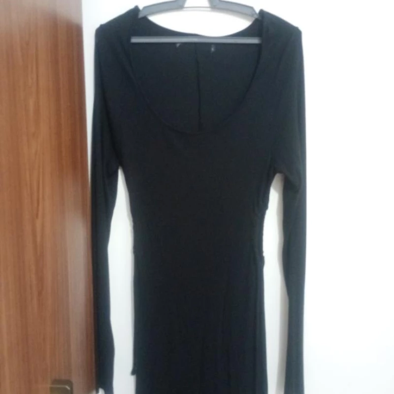 Lindo vestido coladinho estilo Morgana!;)