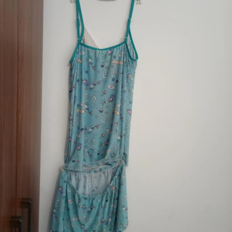 Conjunto de pijama muito confortável blusinha de alci