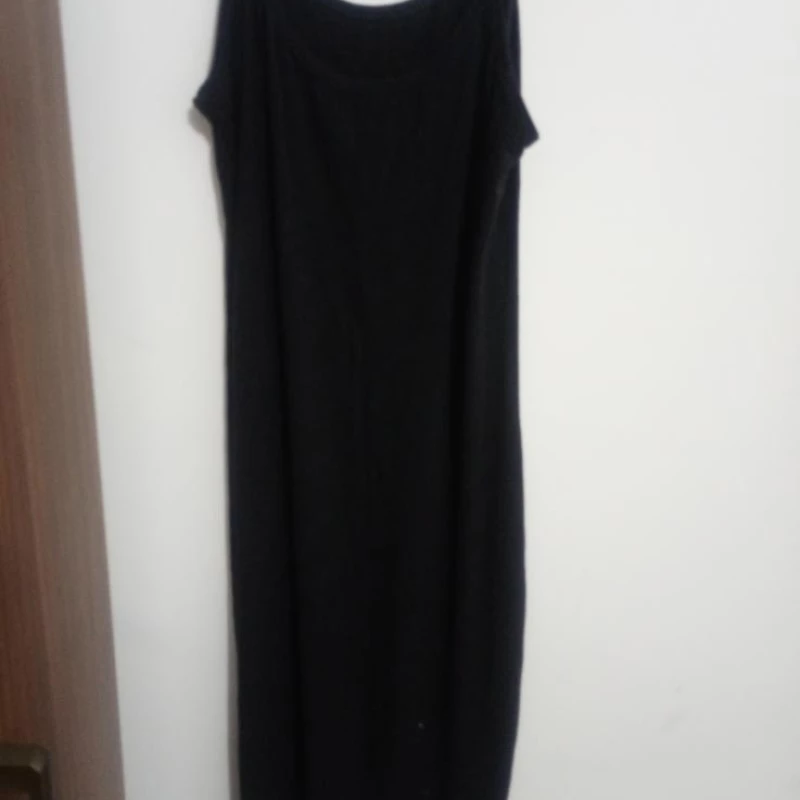 Vestido de alcinha preto tamanho G