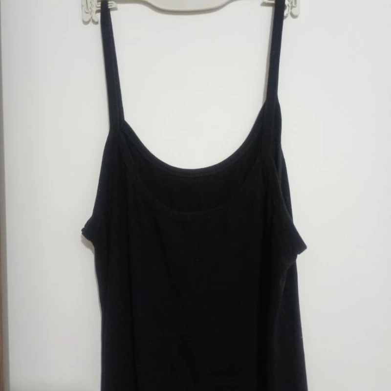 Vestido de alcinha preto tamanho G