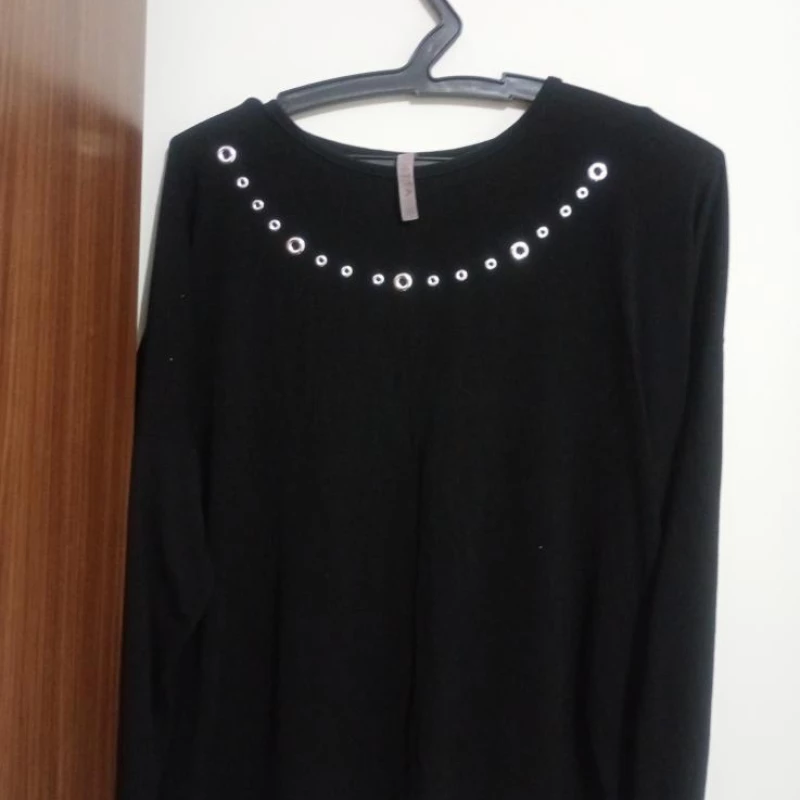 Linda blusa donata tamanho GG estilos