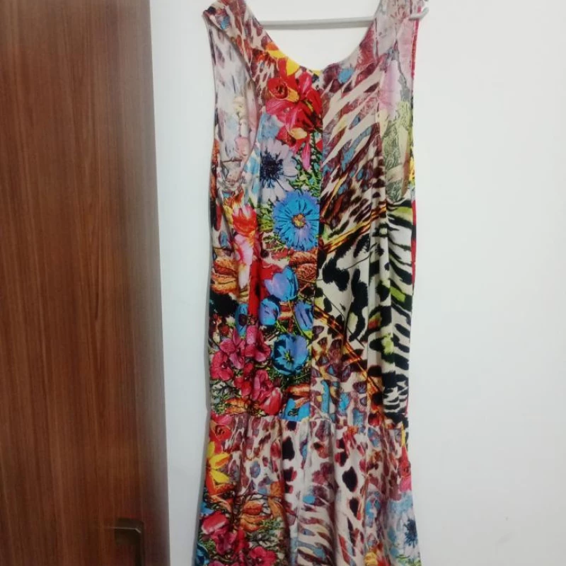 Lindo macacão semi-novo tamanho GG
