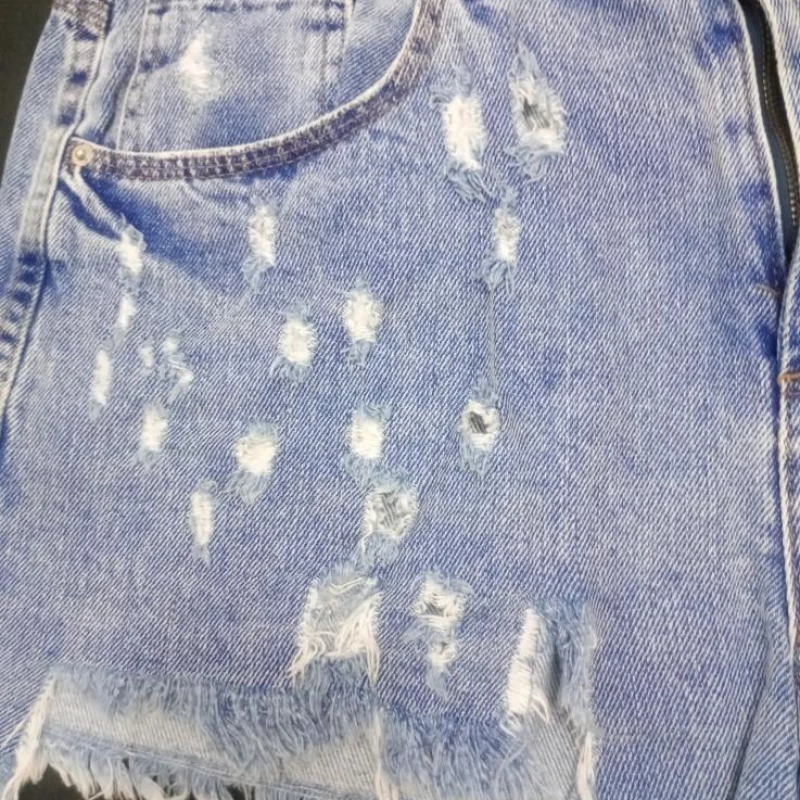 Lindo short jeans tamanho 48 grande