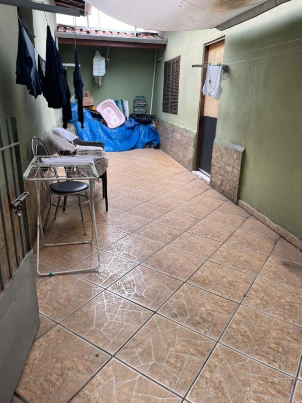 Foto 7: CASA PQ DAS FLORES 3 DOM/SUITE LOTE INTEIRO