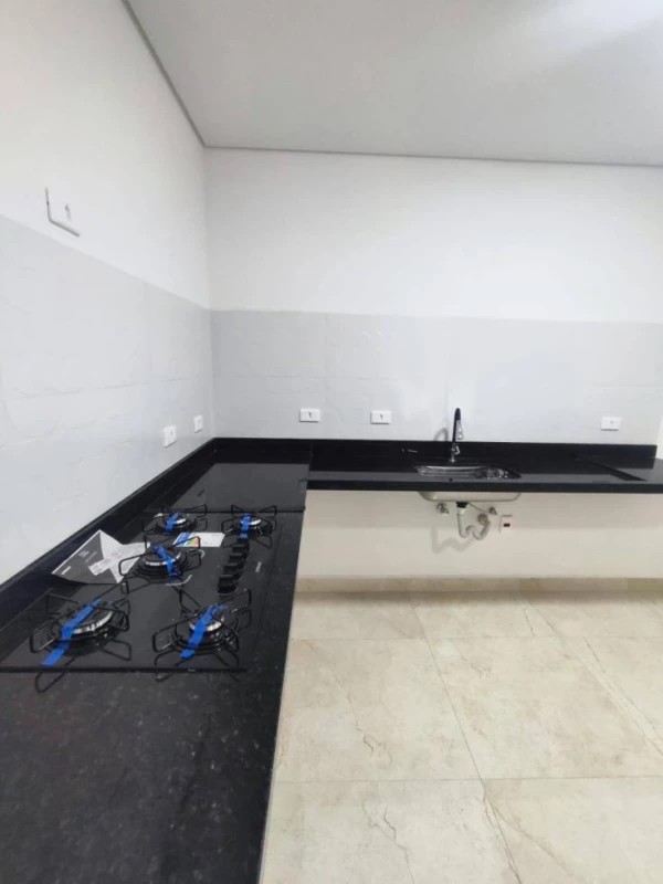 Foto 10: Belíssima Casa 3 dormitórios com Suíte