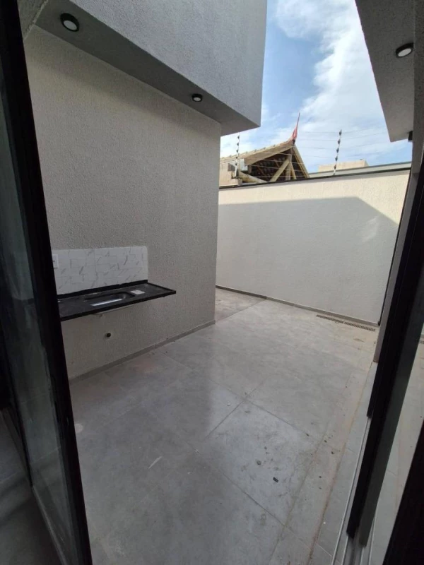 Foto 14: Belíssima Casa 3 dormitórios com Suíte