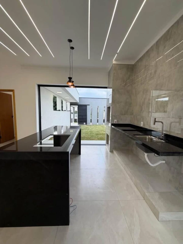 Foto 8: Casa Térrea de Alto Padrão à Venda no Condomínio Recanto Tropical – Taubaté SP