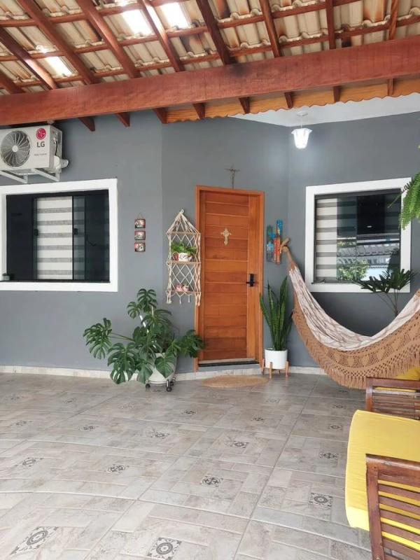 Foto 5: Belíssima Casa 3 dormitórios com Suíte e linda Área Gourmet no bairro Jardim Oásis em Taubaté SP