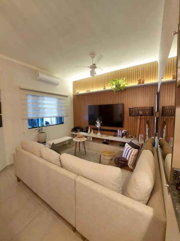 Foto 8: Belíssima Casa 3 dormitórios com Suíte e linda Área Gourmet no bairro Jardim Oásis em Taubaté SP