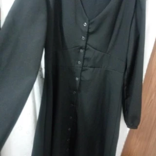 Lindo vestido EG com mangas bufante/princesa 