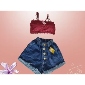 Foto Short com top rendado 