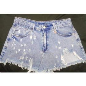 Foto Lindo short jeans tamanho 48 grande