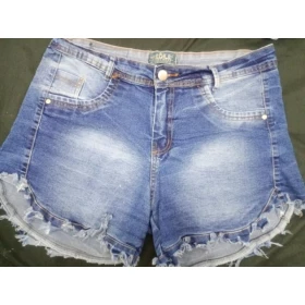 Foto Lindo short jeans com lycraft fino 