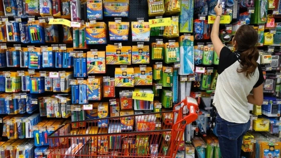 Material escolar terá aumento de 10% Material escolar terá aumento de 10%