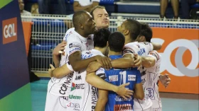 Vôlei Taubaté vence Minas em partida adiada 