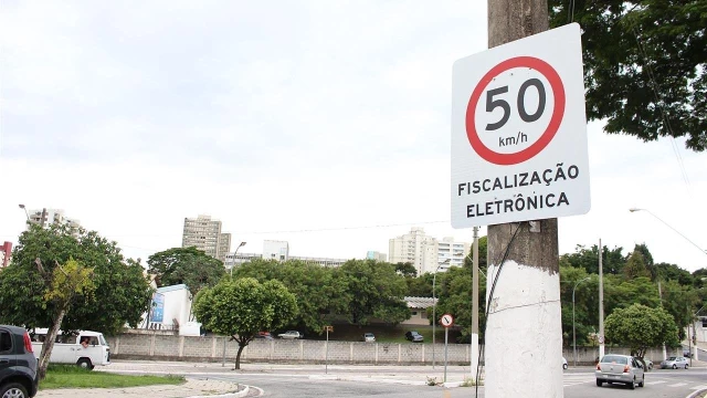 Prefeitura divulga relação de vias que recebem radar móvel