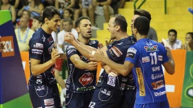 Vôlei Taubaté vence Campinas no ginásio do Taquaral