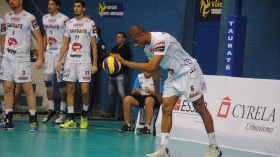 Vice no Sul-Americano, Taubaté foca na liderança da Superliga 