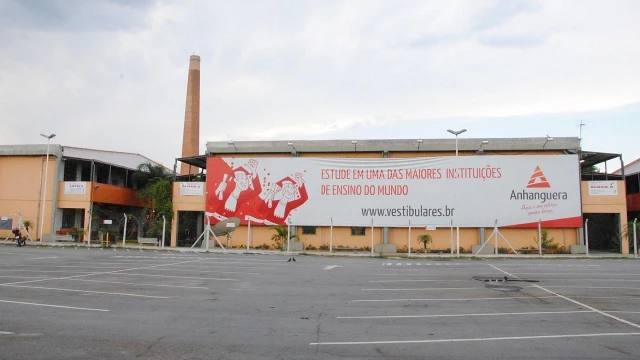 Anhanguera oferece palestras sobre aperfeiçoamento e gestão