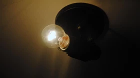 Cobrança na conta de luz cai após mudança de bandeira