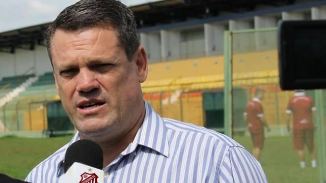 Ito Roque é demitido do Sertãozinho e pode ser anunciado no Taubaté