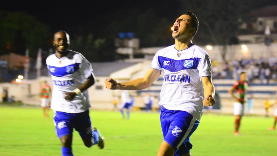 Taubaté vence Atlético Sorocaba e volta ao G8 Taubaté vence Atlético Sorocaba e volta ao G8